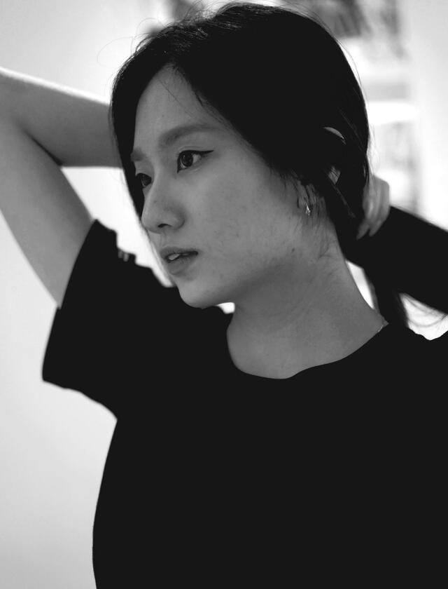 BUST 87 ⠀ WAIST 64 ⠀HIP 88 ⠀TOP S-M ⠀SHOES 39/40